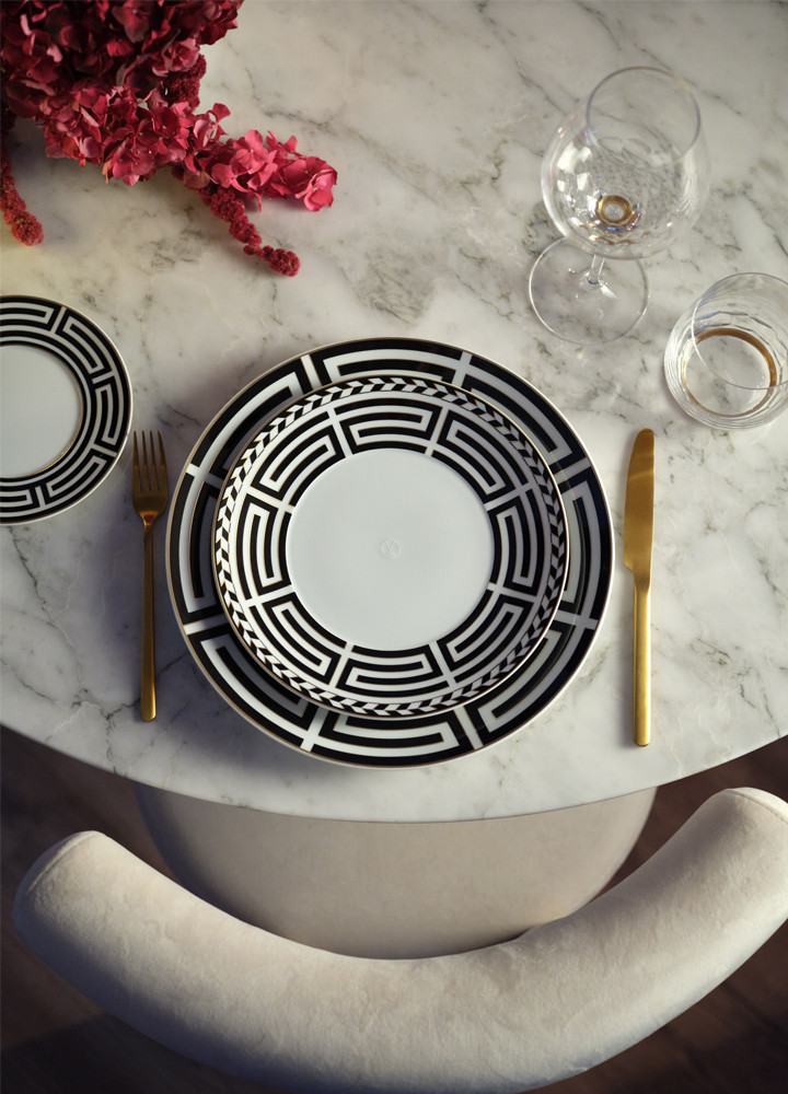 Royal Meander Tableware